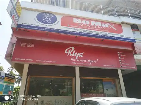 Riya – The Travel Expert